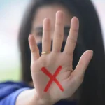 Homem é preso por violência psicológica contra ex-companheira em Sobradinho