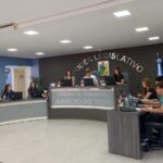 Estudantes vivenciam rotina legislativa em Sessão Especial do “Vereador por Um Dia”