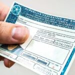 Projeto prevê CNH diferente para carros automáticos e manuais