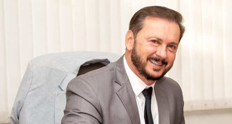 Prefeito Luiz Affonso Trevisan se recupera após cirurgia e se afasta temporariamente do cargo