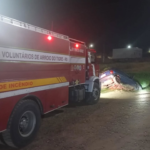 Bombeiros de Arroio do Tigre controlam princípio de incêndio em veículo após colisão