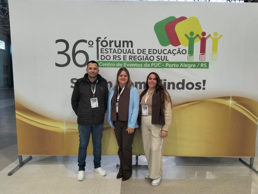 Equipe de Lagoa Bonita do Sul participa do 36º Fórum Estadual da UNDIME em Porto Alegre