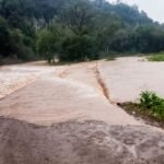 Chuvas intensas causam alagamentos e interrupções em pontes e rodovias na região Centro Serra