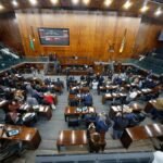 ALRS derruba veto e extingue taxa anual do CRLV a partir de 2027